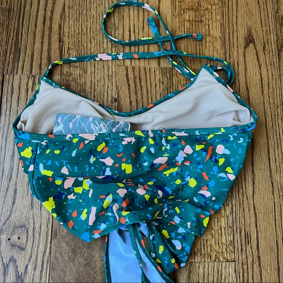 Kortni Jeane Swim Top - Picture 2 of 3